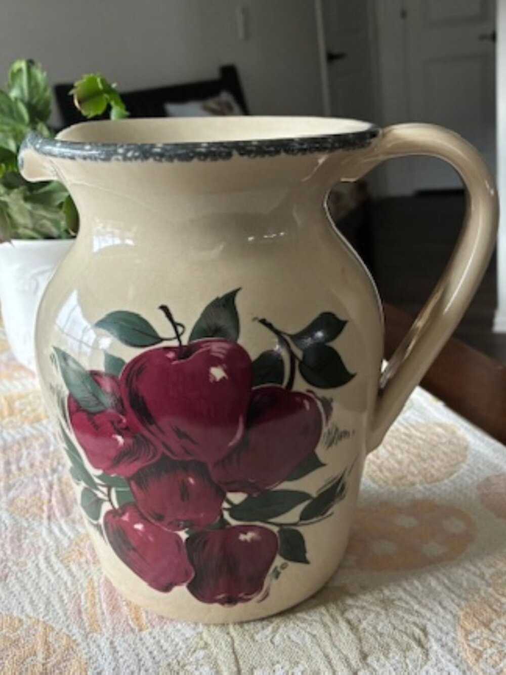 Home & Garden Party * HEAVY Earthenware APPLE PITCHER * Cream BURGUNDY Dk Green